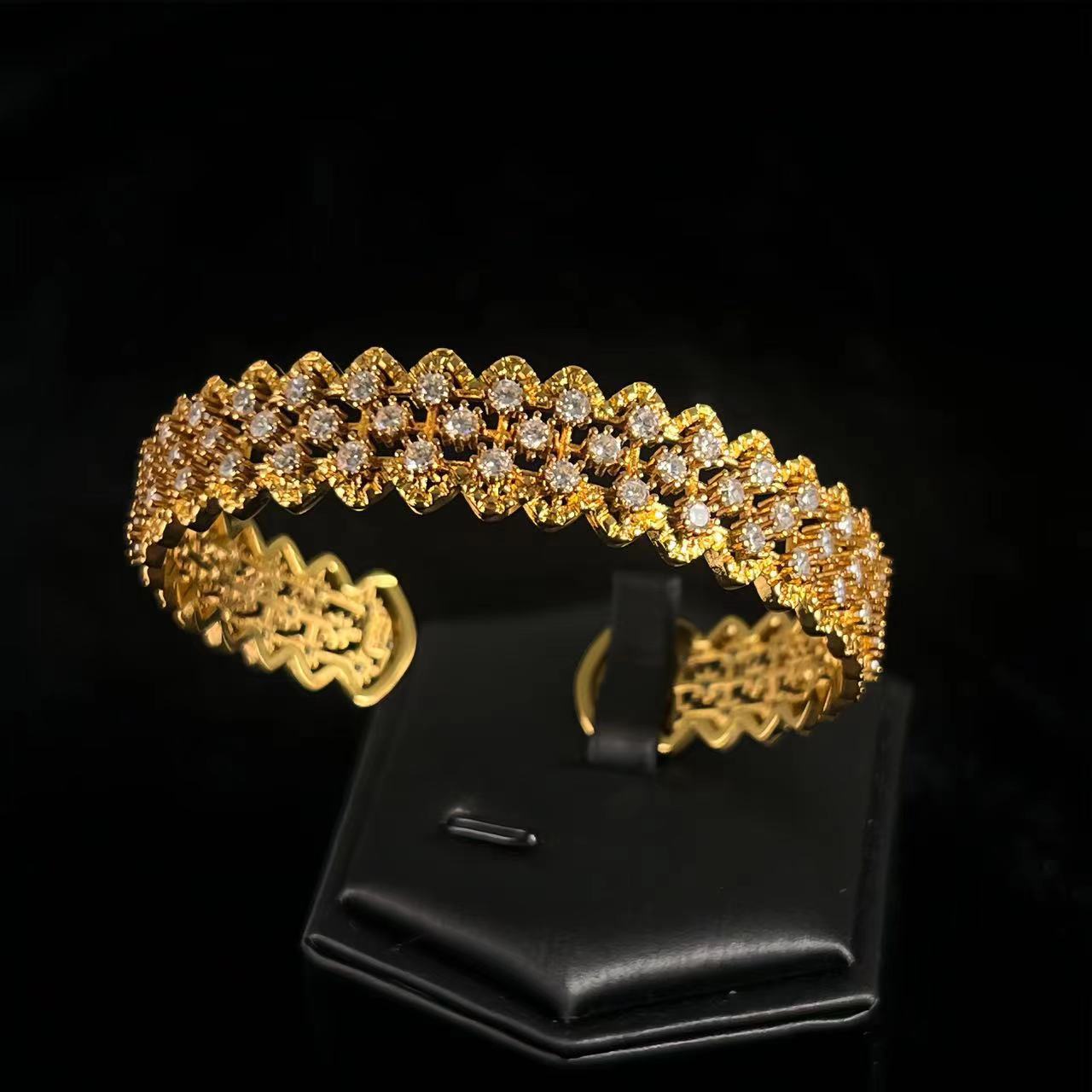 Vintage Italian 18K Gold Plated Buccellati Style Bangle, Retro Heavy Craft Full Diamond Mesh Hollow Out Lace Bracelet