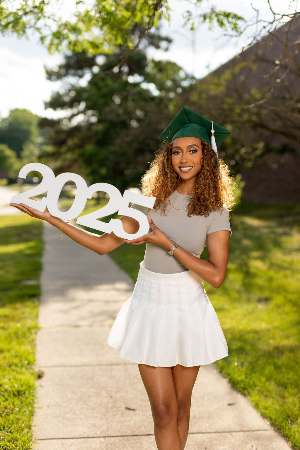 24 Inch Senior 2027 Photo Prop | "Very Good Quality!" -Mary