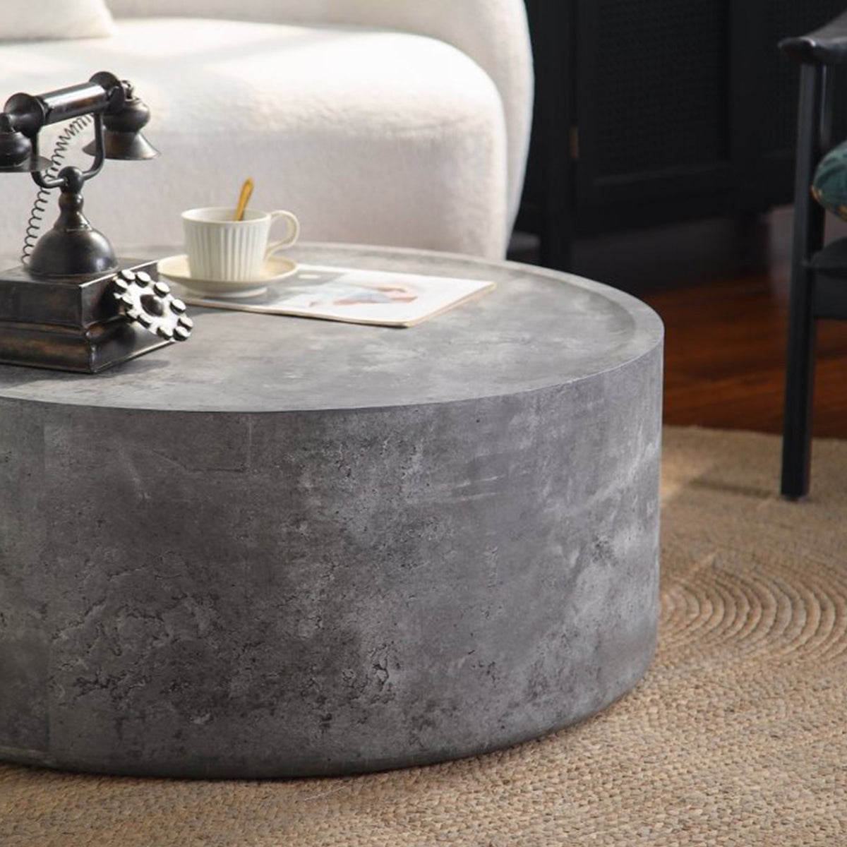 31.5'' Round Coffee Table with Mars Pattern