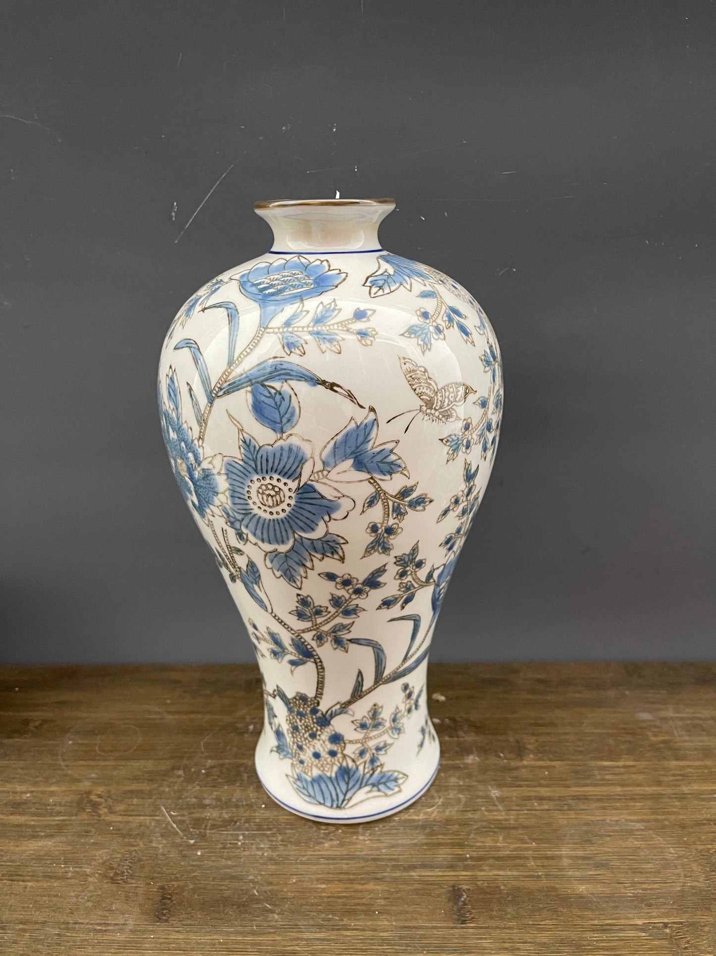 Hand‑Painted Blue and White Porcelain Ceramic Vase