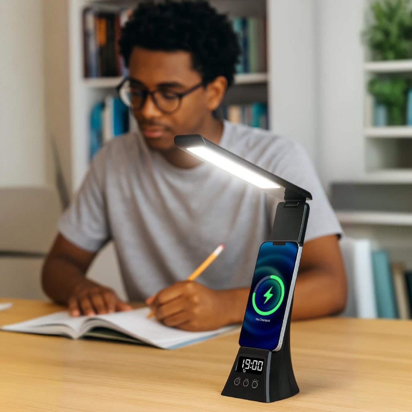 Pursonic Workstation Wellness Bundle – Diffuser, 6 Oils & 3-in-1 LED Desk Lamp