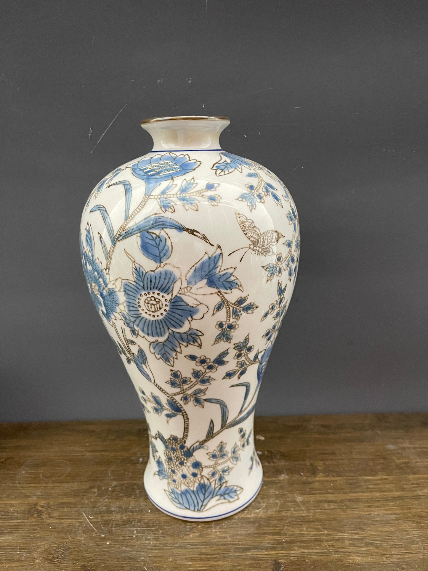 Hand‑Painted Blue and White Porcelain Ceramic Vase