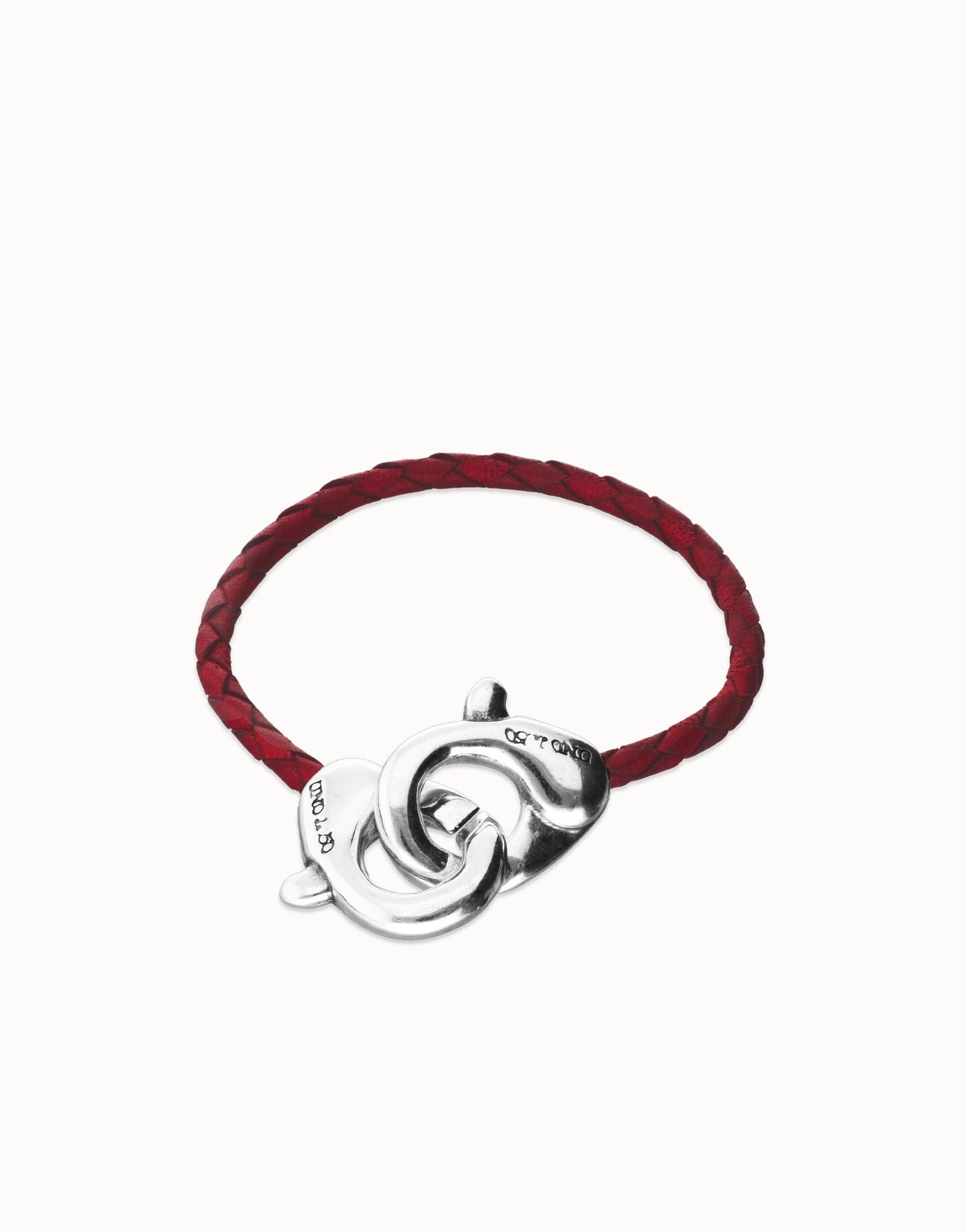 Uno De 50 Red leather bracelet with interlocking carabiner Silce