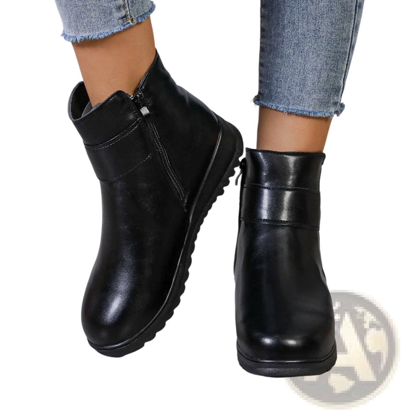 Women's Winter Fleece Ankle Boots Zipper Leather Shoes